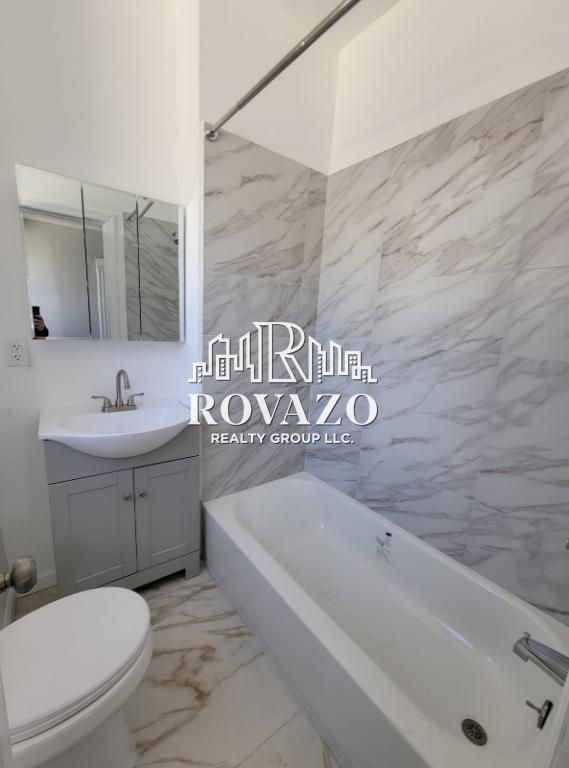 Photo - 16 Duryea St Unit 1