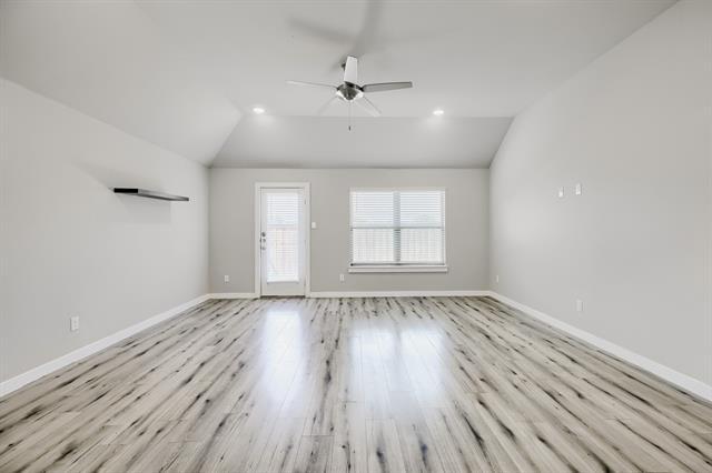 Photo - 114 Mandarin St