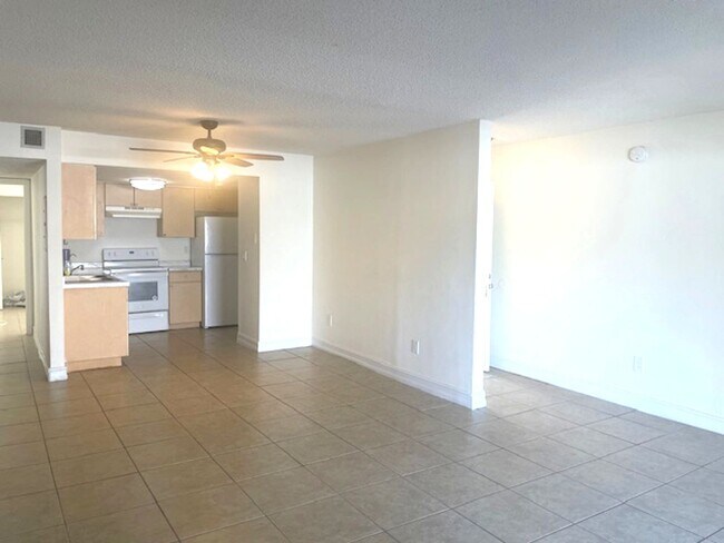 Photo - Spacious 3BR/2BA Condo Near Siesta Key Beach – Amenities Included!