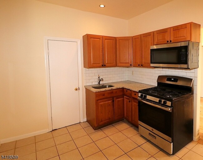 Photo - 59 Brenner St Unit 2