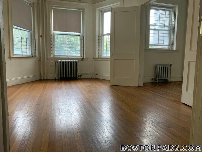 Photo - 1171 Boylston St Unit 7
