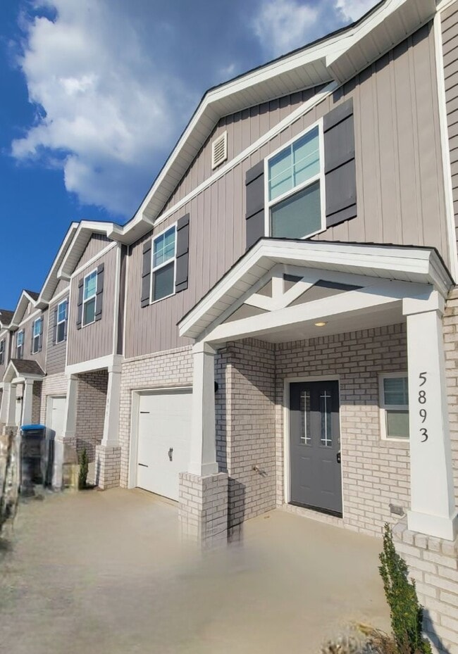 Building Photo - Tyndall Station Rental