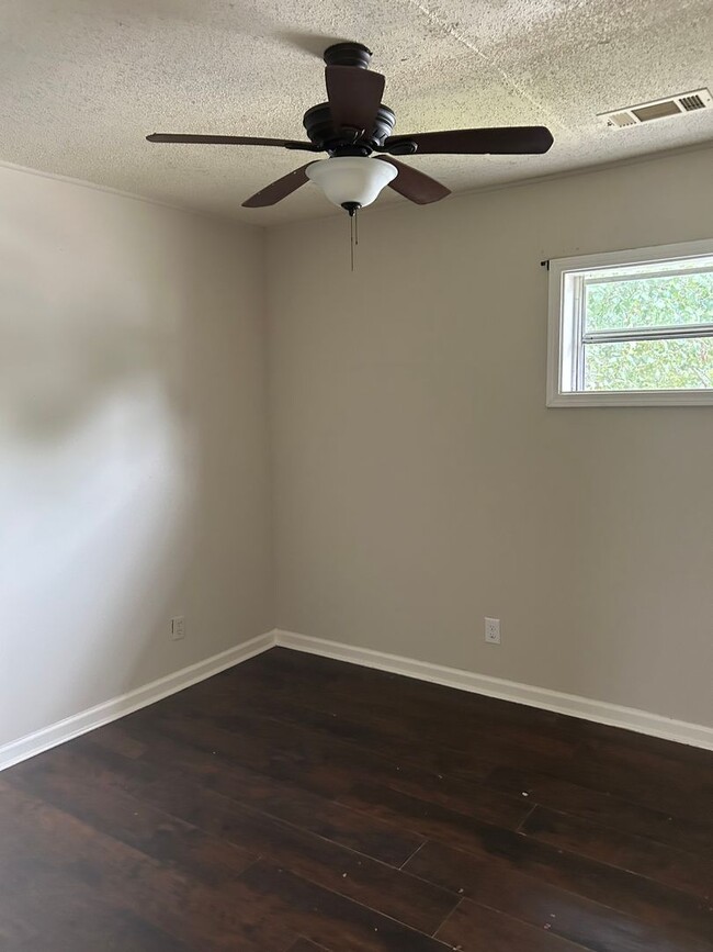 Photo - 3463 Macon Rd