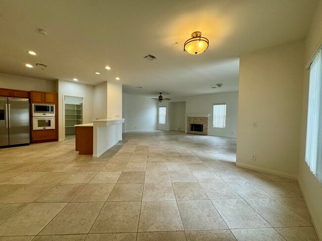 Photo - 74088 Daisy Ln
