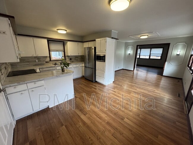 Photo - 9601 W Tee Ln