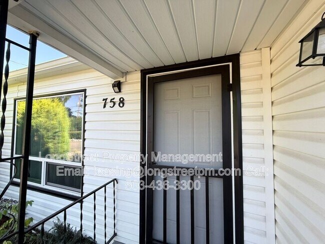 Photo - 758 Browning Ave S Unit A