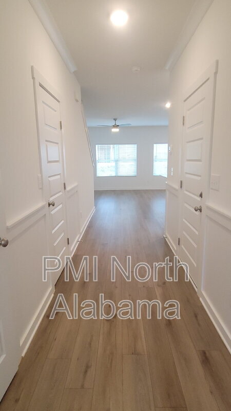 Photo - 7601 Discovery Pt Dr NW