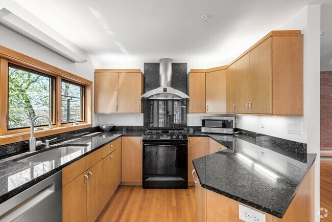 Building Photo - 49 Dudley Rd Rental