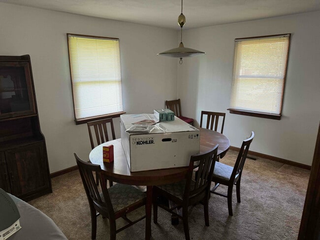 Photo - 403 S High St