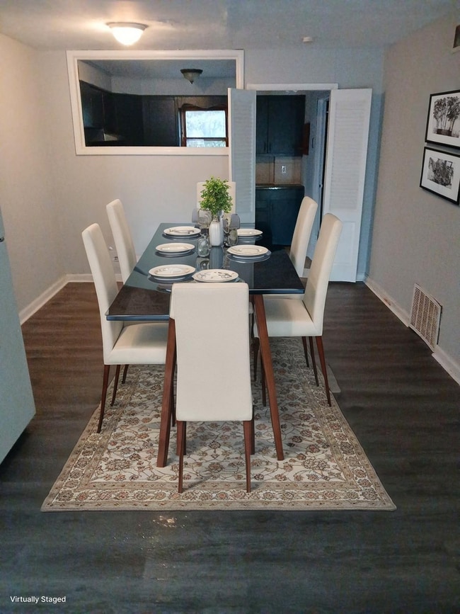 Photo - 2113 Church Ln