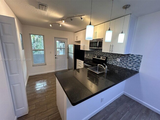 Photo - 3777 NW 78th Ave Unit 1F