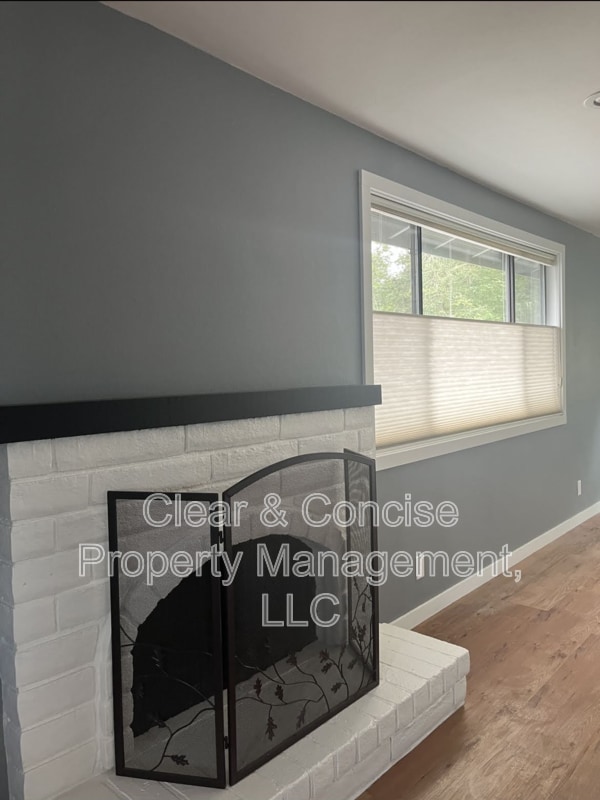 Photo - 1910 Ridgeway Dr