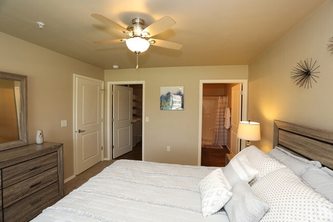 2BR - Lower Ranch