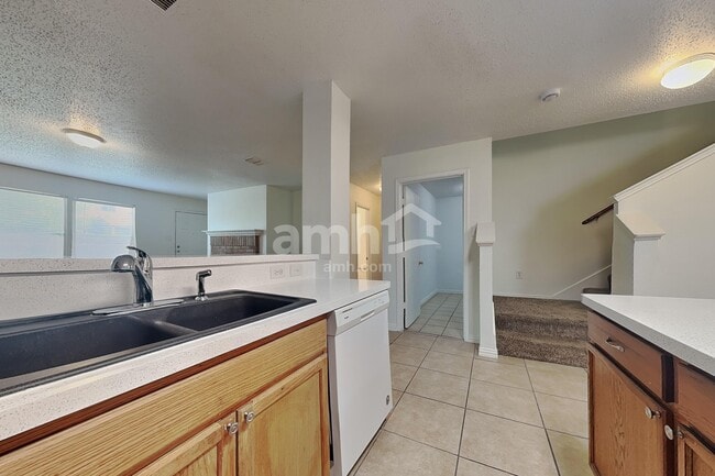 Photo - 4405 Statesman Ln