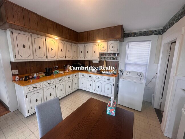 Building Photo - 543 Broadway Unit 543A