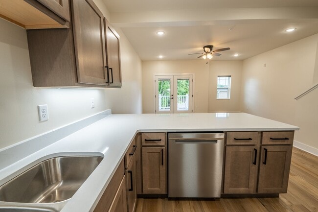 Photo - 2 Bedroom 1.5 Bath Single Story Cottage Ranch Unit 119 Eiche Drive -  3