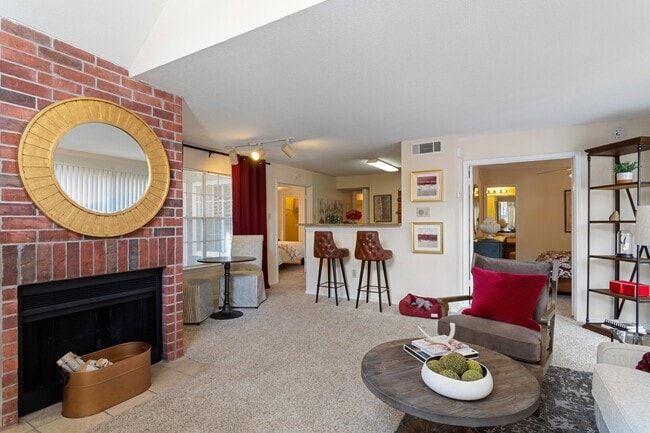Photo - Culture, Dining & Parks Just Minutes Away! Unit GCW