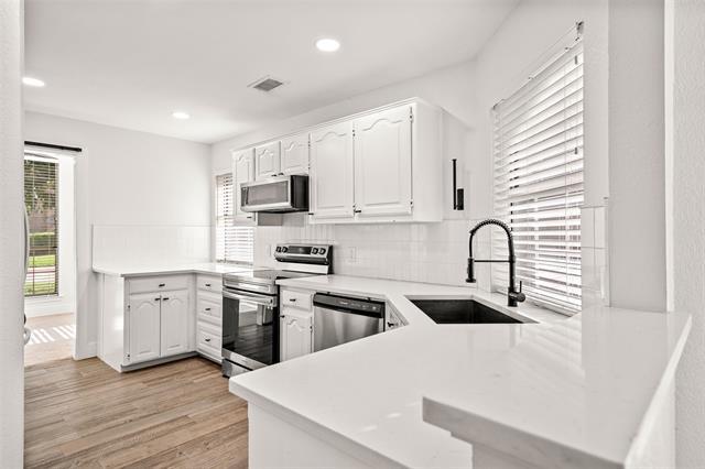 Photo - 381 Arbor Ln