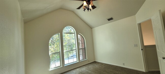 Building Photo - 8801 Sun Haven Ln Rental