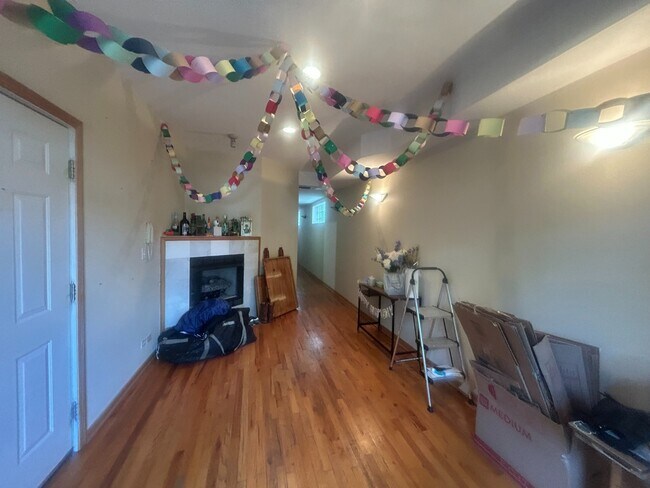 Photo - Top Floor Duplex Up, 3bd/2bth with Two Large Private Decks, Avail 7/1! Unit 2