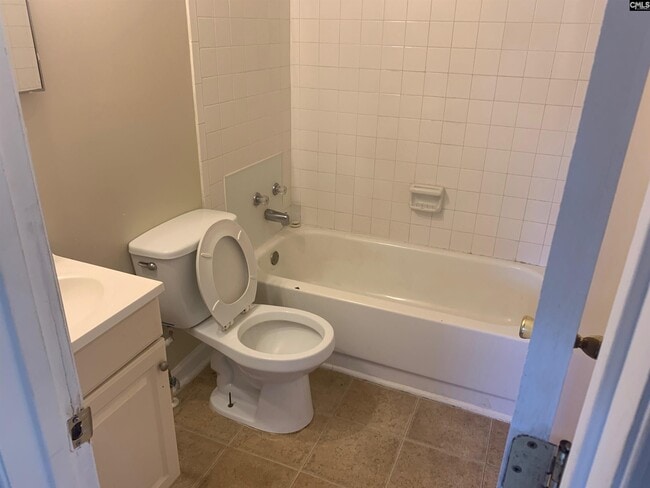 Photo - 487 Bushberry Rd