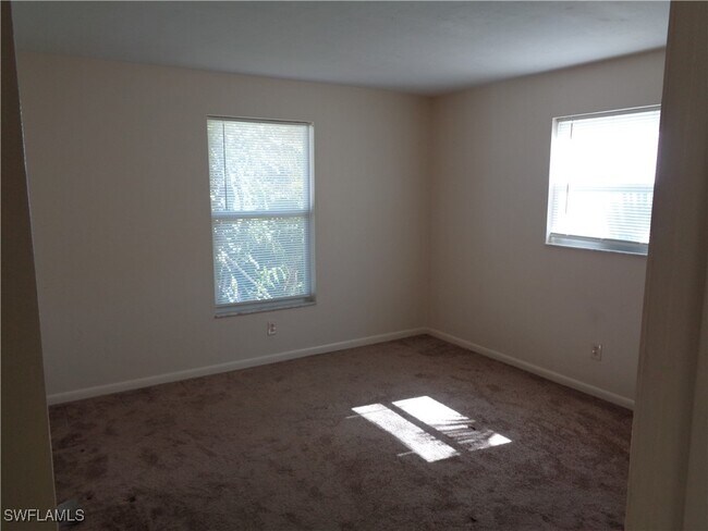 Photo - 820 Cape Coral Pkwy W