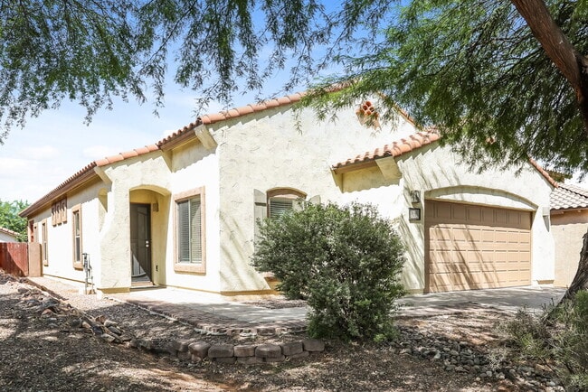 Photo - 526 W Calle Sombra Linda