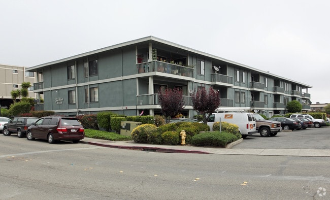 Twin Manor Apartments
