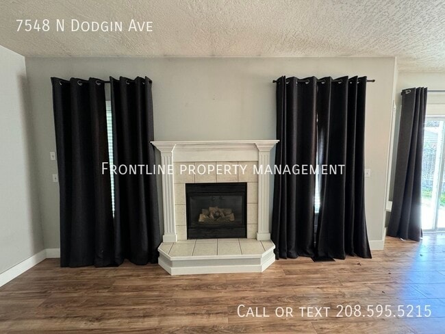 Photo - 7548 N Dodgin Ave