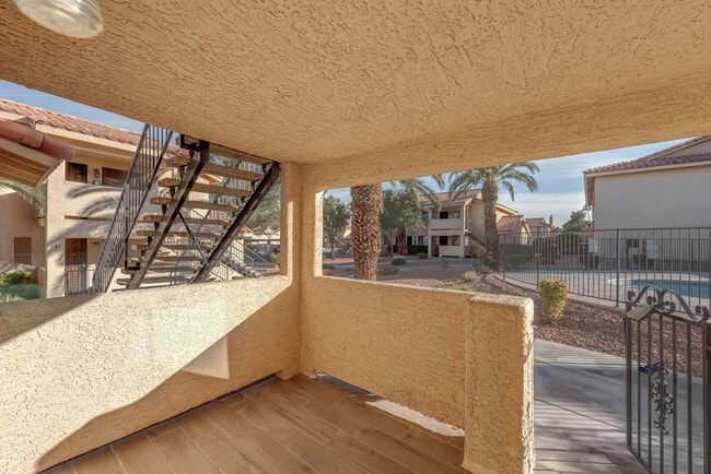 Photo - 1216 Observation Dr
