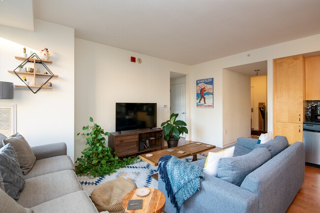 Photo - 475 K St NW Unit 608