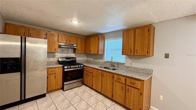 Photo - 724 N Lincoln St