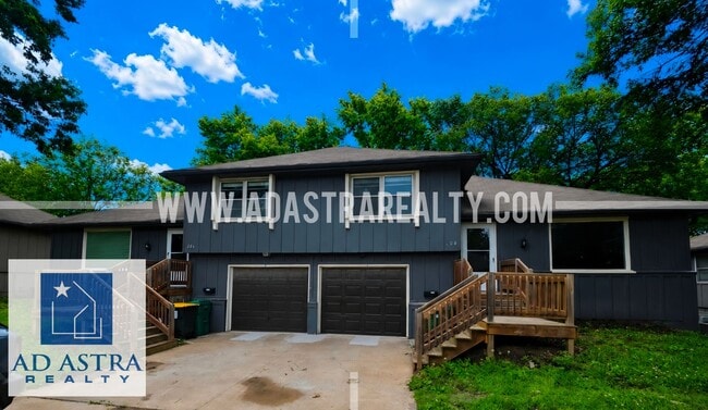 Building Photo - 208 Brookside Dr