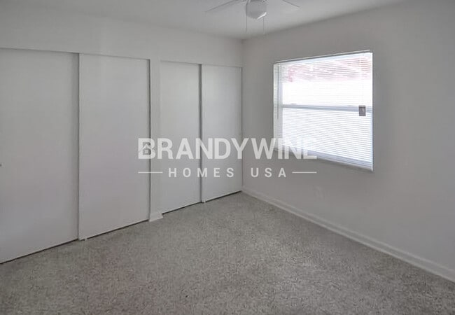 Photo - 6215 N Coolidge Ave