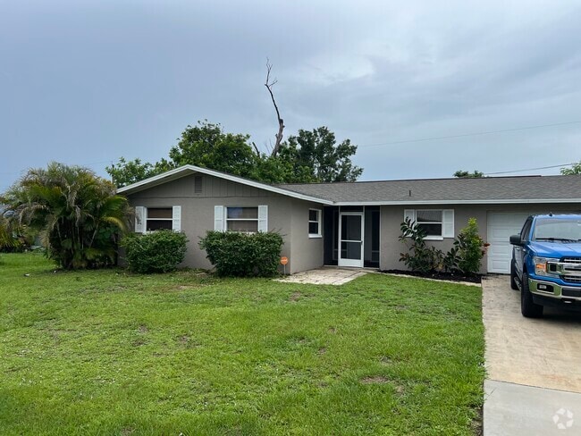 Building Photo - 13457 2nd St Rental