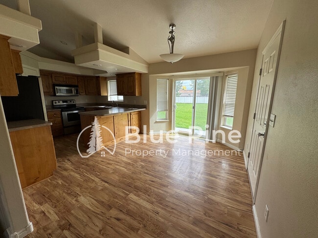 Photo - 9478 Garden Grove Ln