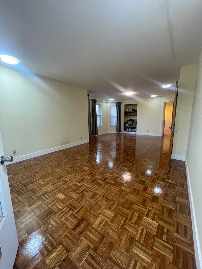 Photo - 10 Packard Ave