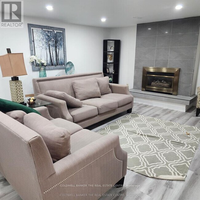 Photo - 295 Duckworth St