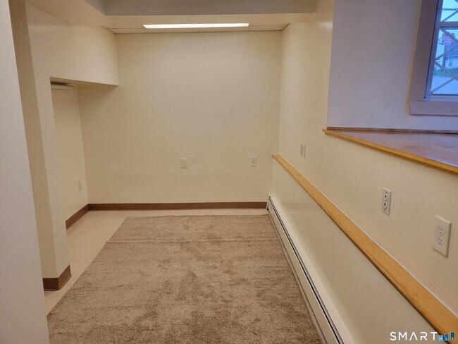 Photo - 232 S Main St