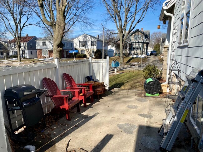 Photo - 8429 Stickney Ave