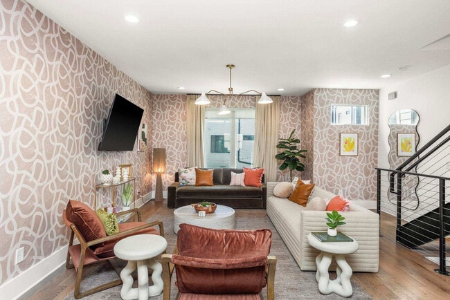 Photo - 774 E Argyle Ave Unit ID1312370P