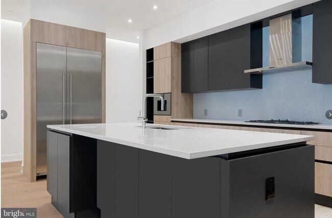 Photo - 724 Chesnut Street