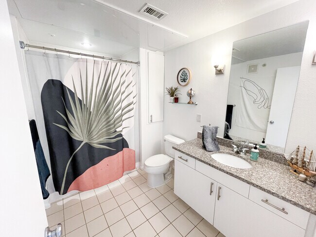 2 bedroom master bath