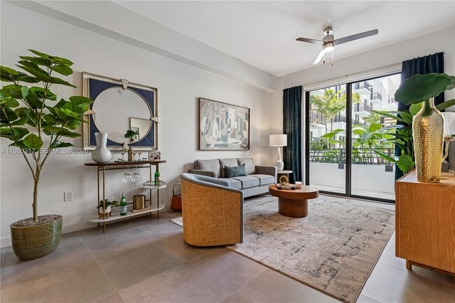 Photo - 4 N Federal Hwy Unit 455