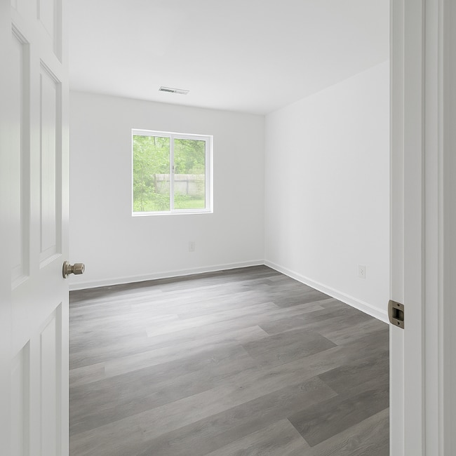 Building Photo - 618 White St Rental