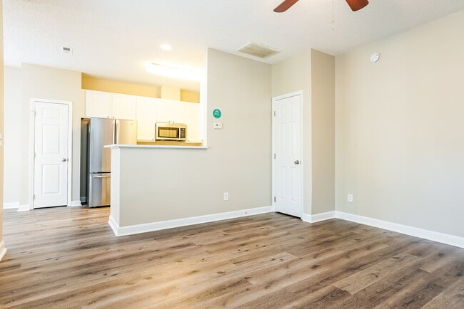 Photo - 1940 Shadow Glen Dr