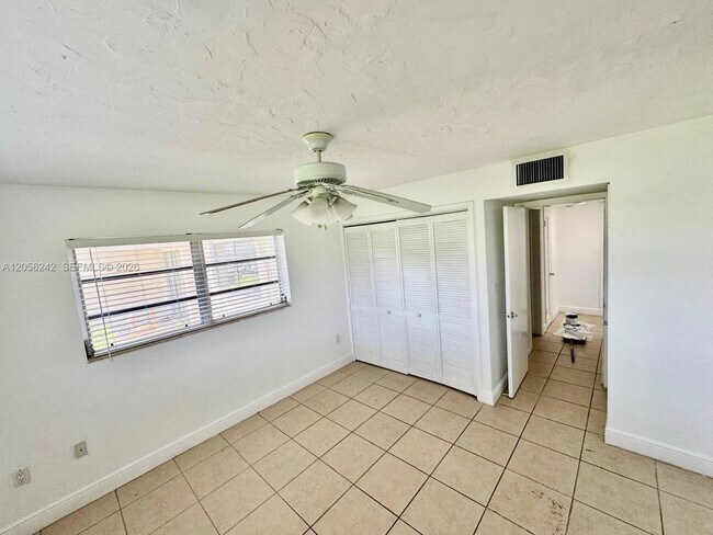 7348 SW 82nd St Unit C118