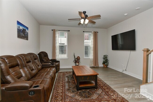 Building Photo - 421 Spearfield Ln Rental