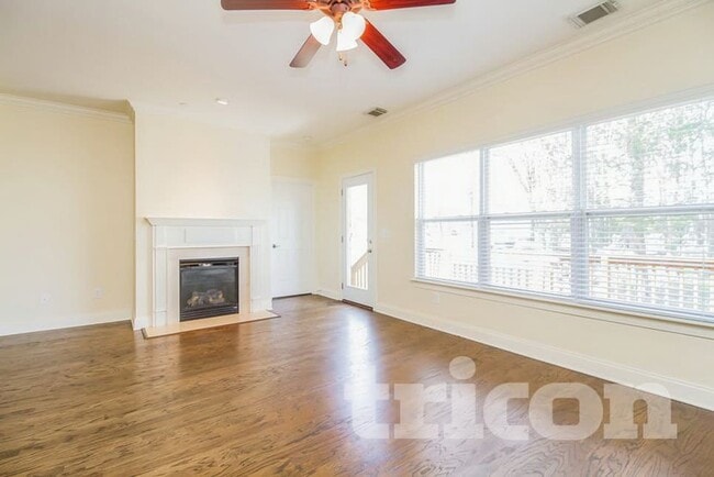 3388 Redmon Hill