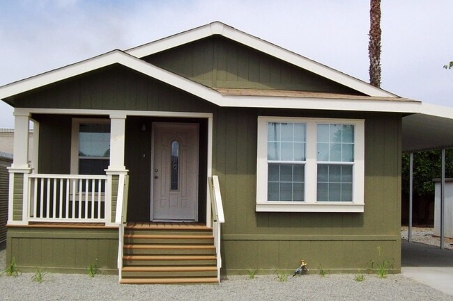 Photo - 1601 S Sandhill Rd